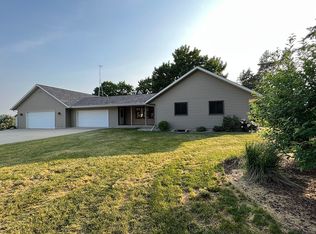 61703 230th St, Madison Lake, MN 56063