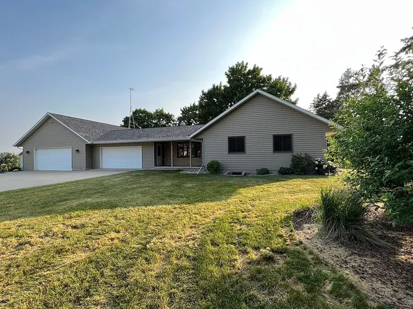 61703 230th St, Madison Lake, MN 56063