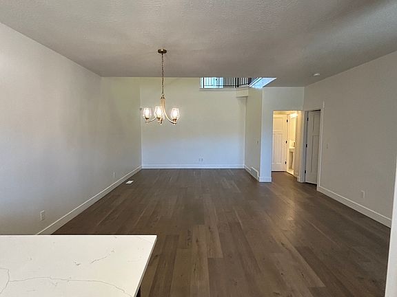 3rd image of 13993 S Middle Ridge Ln