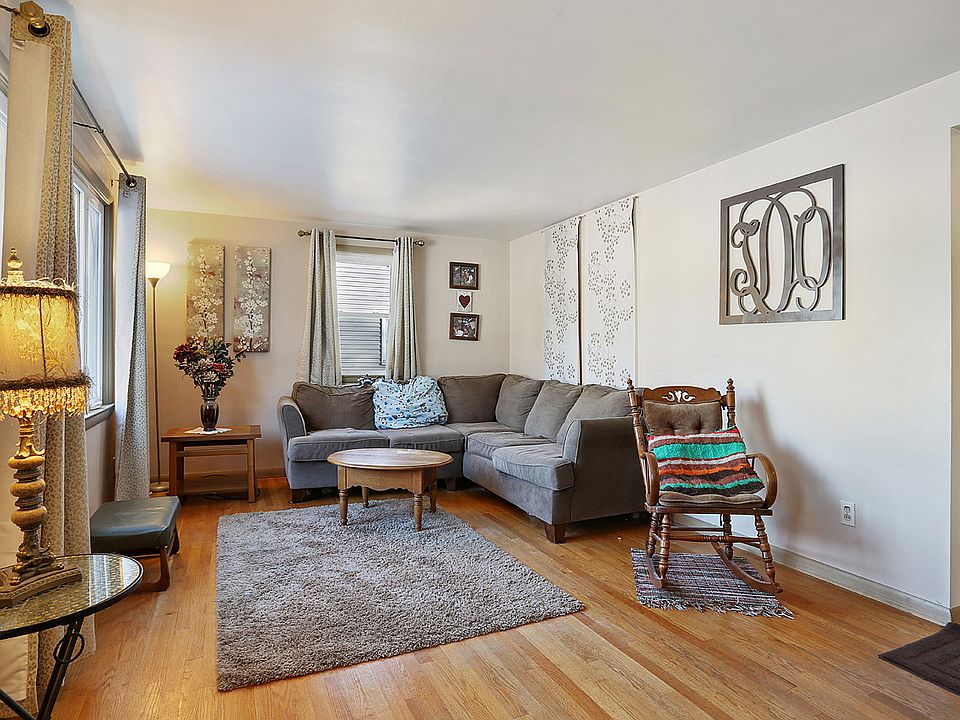 829 Stony Brook Ln, Green Bay, WI 54304 Zillow