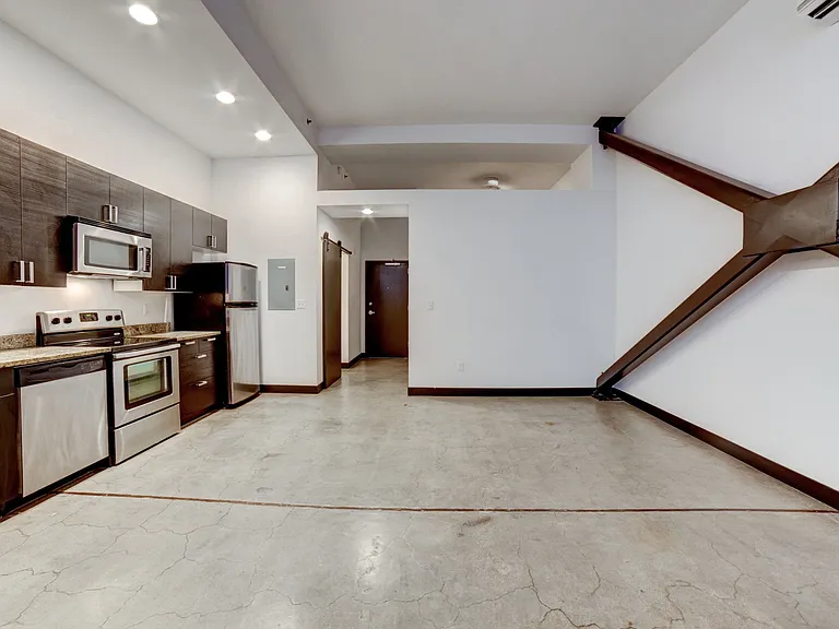 Vandever Lofts — Photo 49