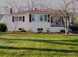 17 E 3rd St, Howell, NJ 07731