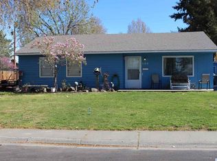 500 Cottonwood Dr, Richland, WA 99352