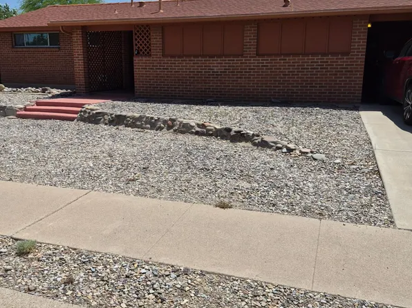 7442 E Eli Dr, Tucson, AZ 85710