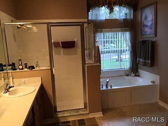 5th image of 6978 N Tallwood Dr