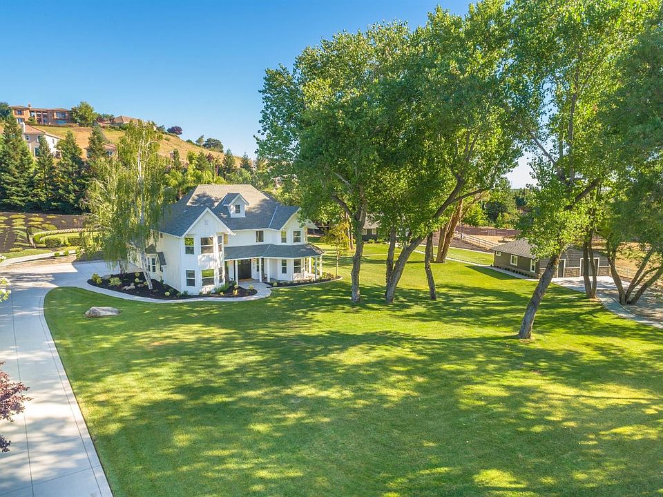 1st image of 2610 Shadowfax Ln
