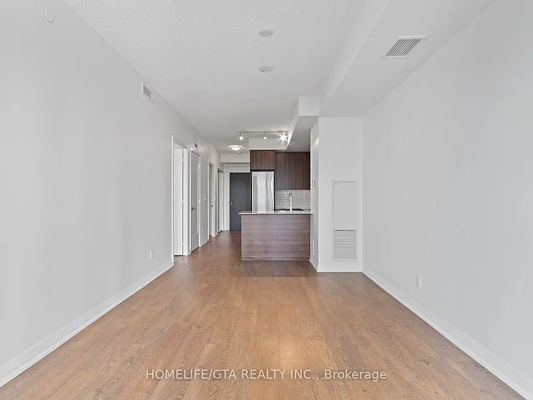 101 Erskine Ave #420 — Photo 20
