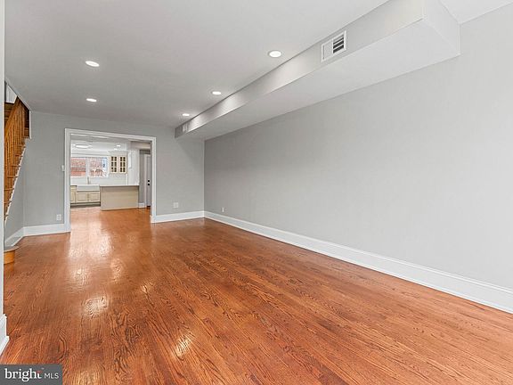 4th image of 2715 Snyder Ave