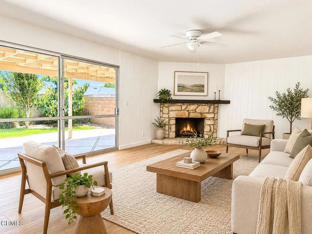 3 bed, 2.0 bath, 1474 sqft, $3,950 — Photo 3