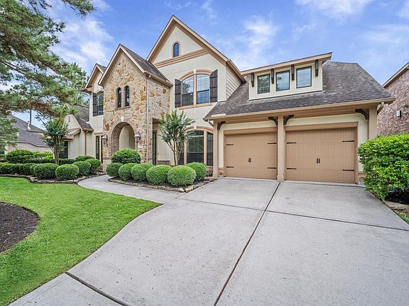 2nd image of 241 W Tupelo Green Cir