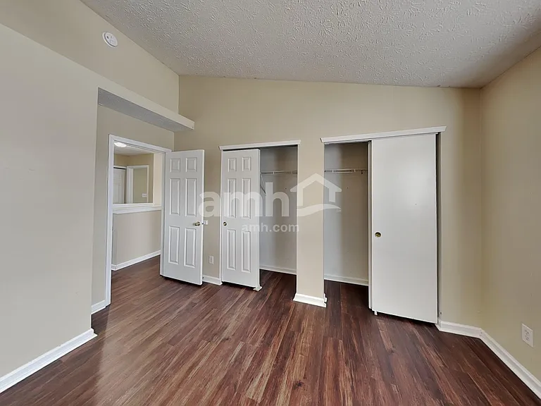 6580 Dunsdin Dr — Photo 12