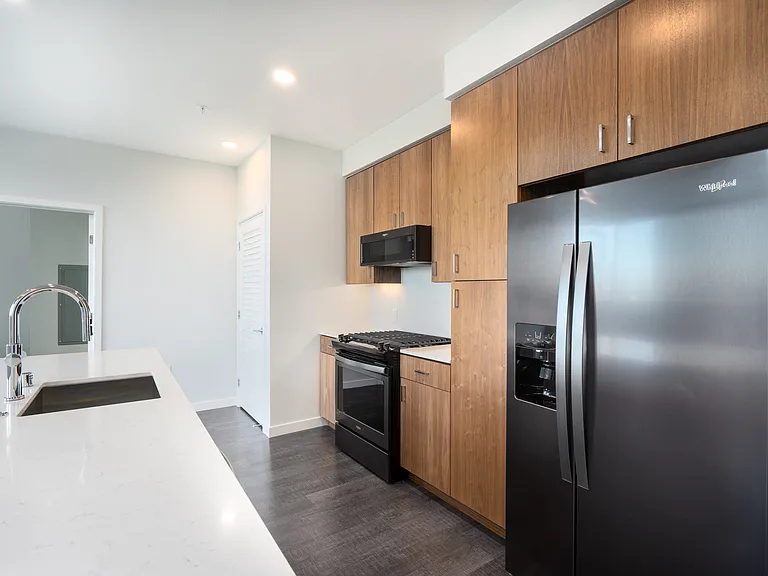 MV Apartments — Photo 14