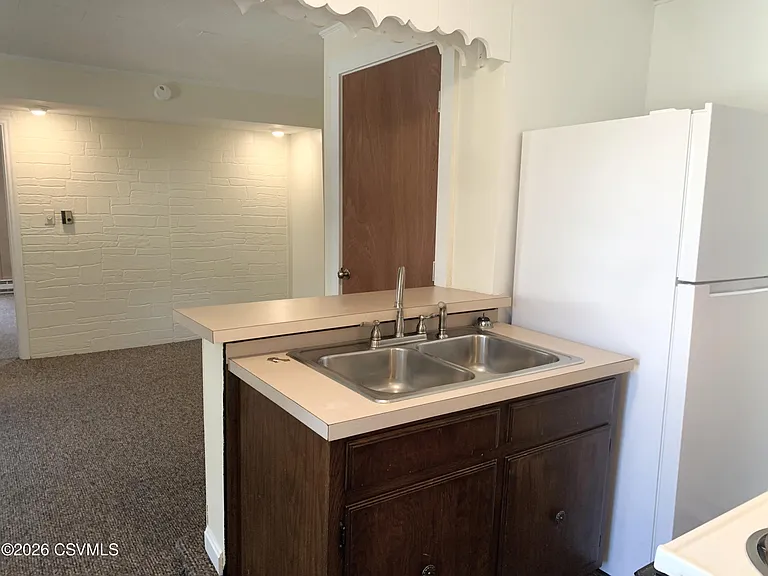28 Saint Mary St #4 — Photo 6