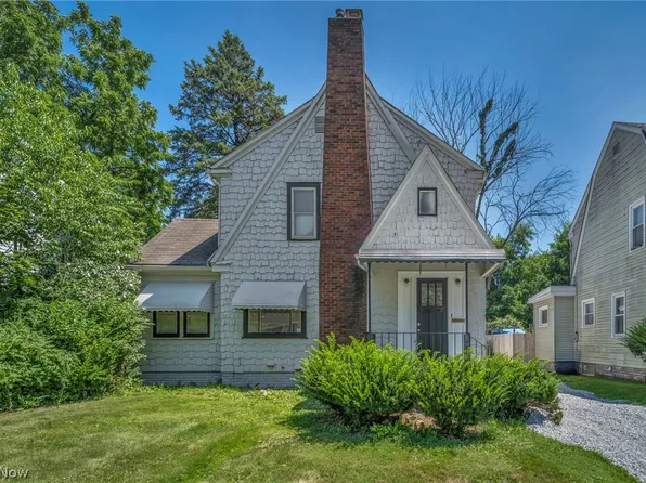 881 Valdes Ave, Akron, OH 44320