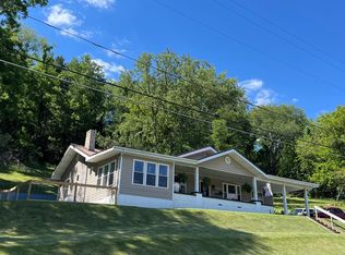 219 Jeffersonville St, Tazewell, VA 24651