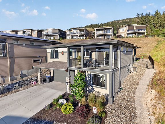 4th image of 1449 Tower Ranch Dr