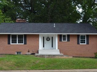 1015 Oakwood Rd, Glen Burnie, MD 21061
