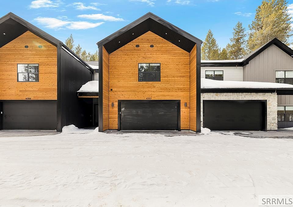 1st image of 4357 Yeti Ln