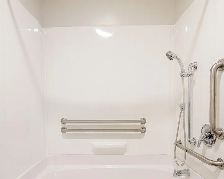 Marvel Apartments — Photo 20
