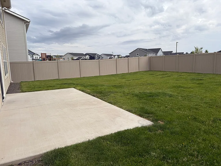 10935 Parachute Ct — Photo 2