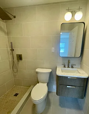 Bathroom, photo 1