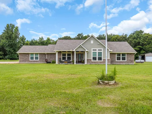 7816 McDonald Ln, Silsbee, TX 77656