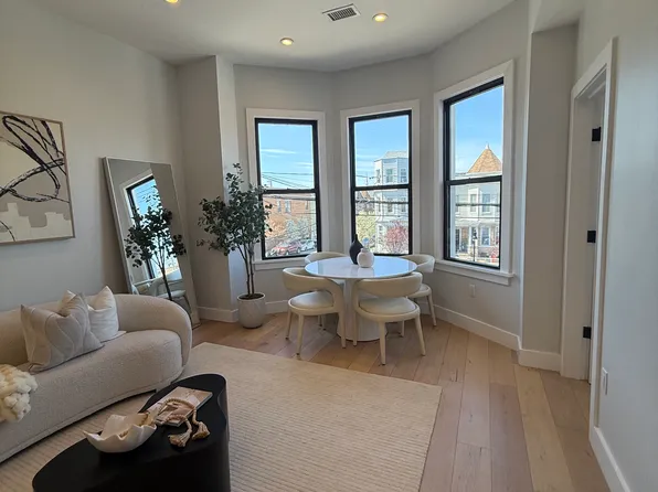 2415 New York Ave, Union City, NJ 07087