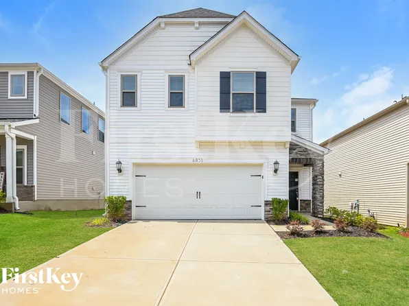 6851 Good News Dr, Charlotte, NC 28215