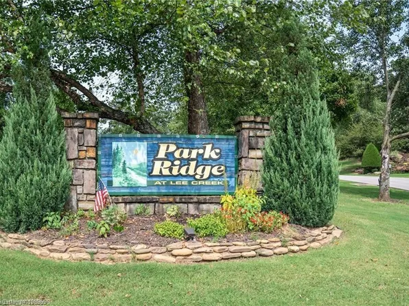2016 Parkridge Dr, Van Buren, AR 72956