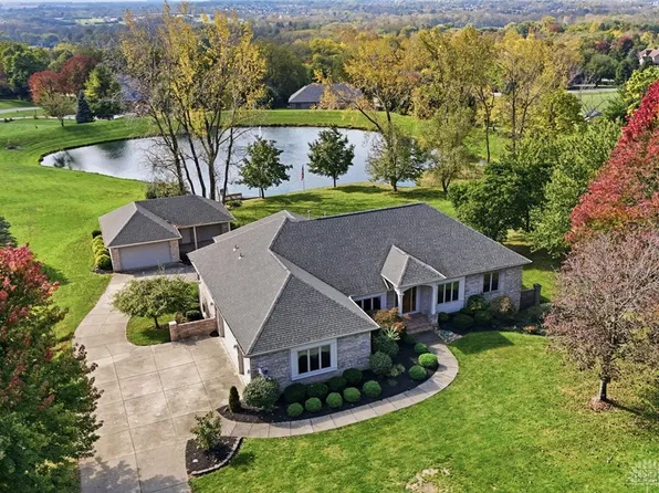812 Valley View Point, Springboro, OH 45066