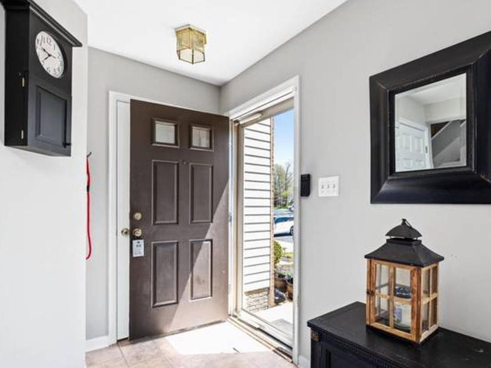 2nd image of 4311 Nine Iron Ct