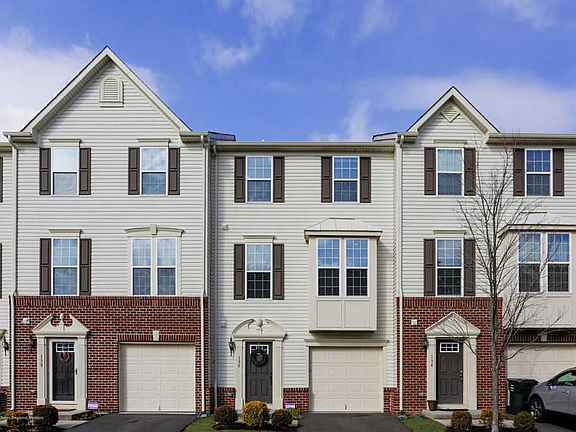 2nd image of 136 Kyle Dr