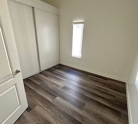 4th image of 416 N Imperial Ave #27