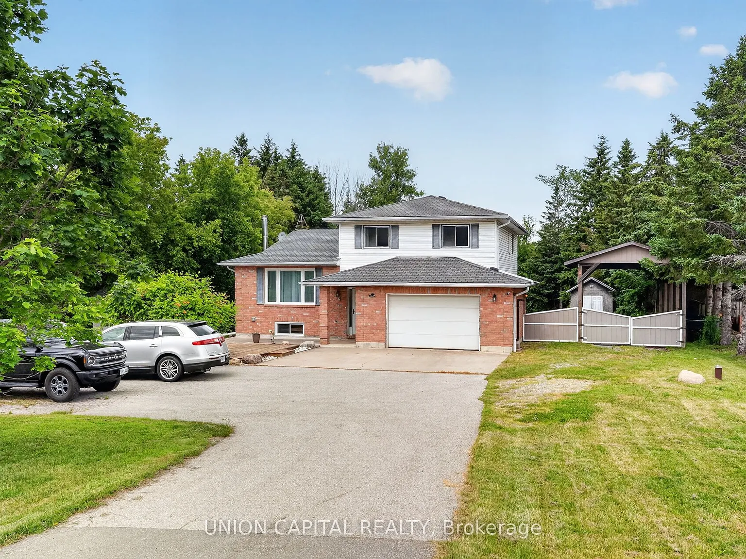 4 bed, $4,000 — Photo 2