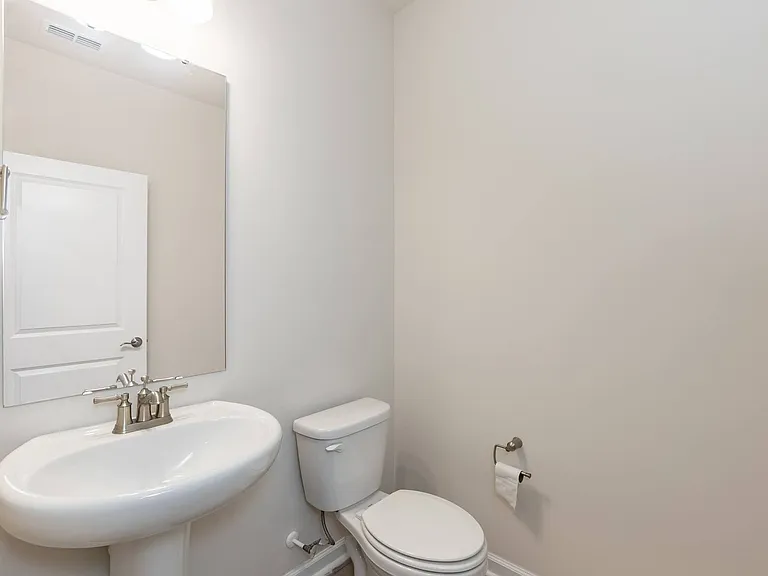 1517 Rhodes Pond St — Photo 10
