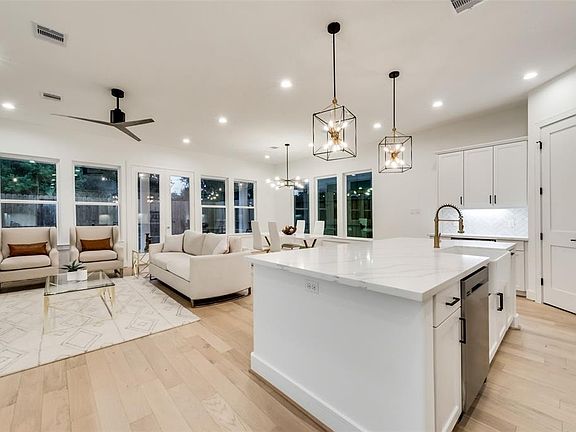4th image of 9421 Montridge Drive