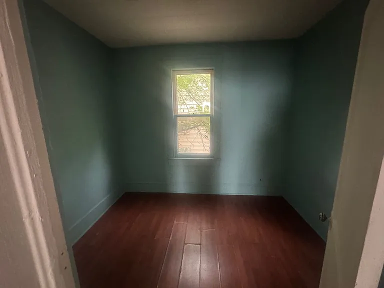 6401 Gertrude Ave — Photo 32