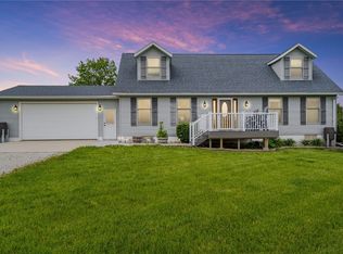 6189 33rd Avenue Dr, Shellsburg, IA 52332