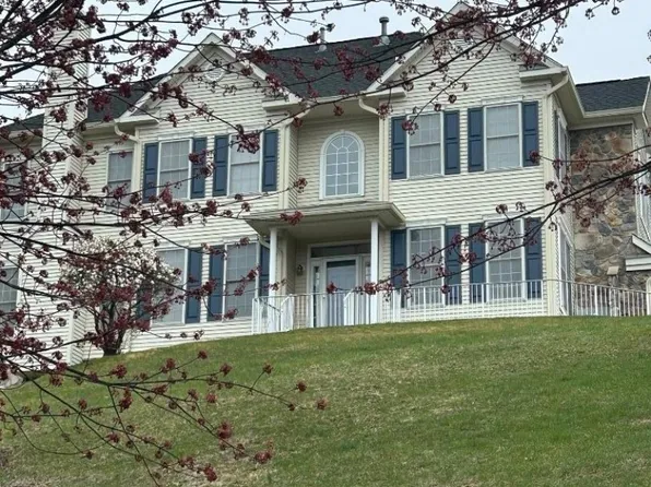 34 Winding Way #34, Woodland Park, NJ 07424