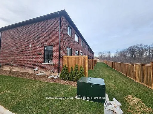 7432 Baycrest Cmn — Photo 22