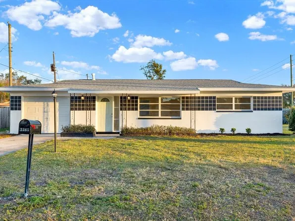 2365 Fairlane Dr, Largo, FL 33771