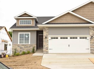820 Jackson St, Tiffin, IA 52340