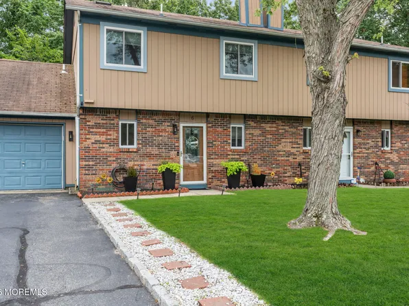 6 Swallow Lane #1000, Howell, NJ 07731