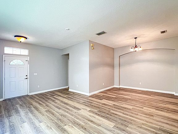 2nd image of 3012 Hydrus Dr