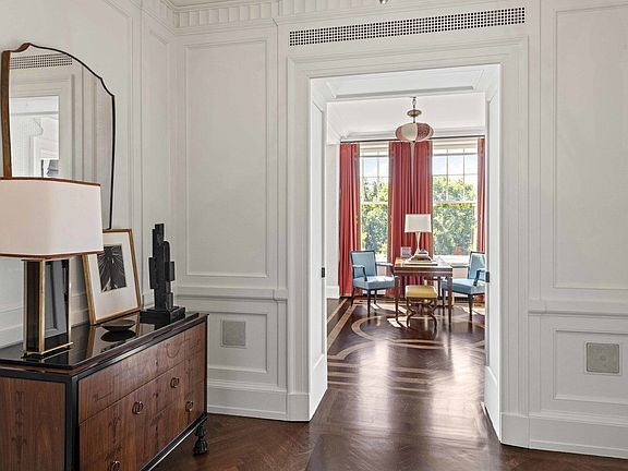 2nd image of 50 Central Park W APT 5A