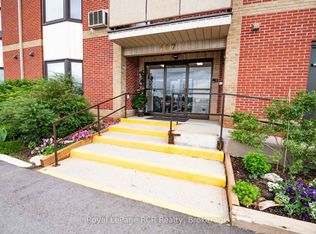 497 Birmingham St W #303, Wellington North, ON N0G 2L1