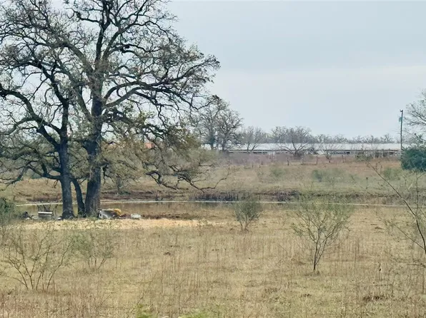 957 Johnson Farms Rd, Harwood, TX 78632