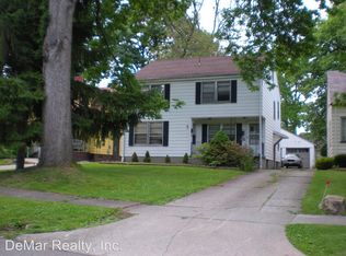 116 S Main St, Austintown, OH