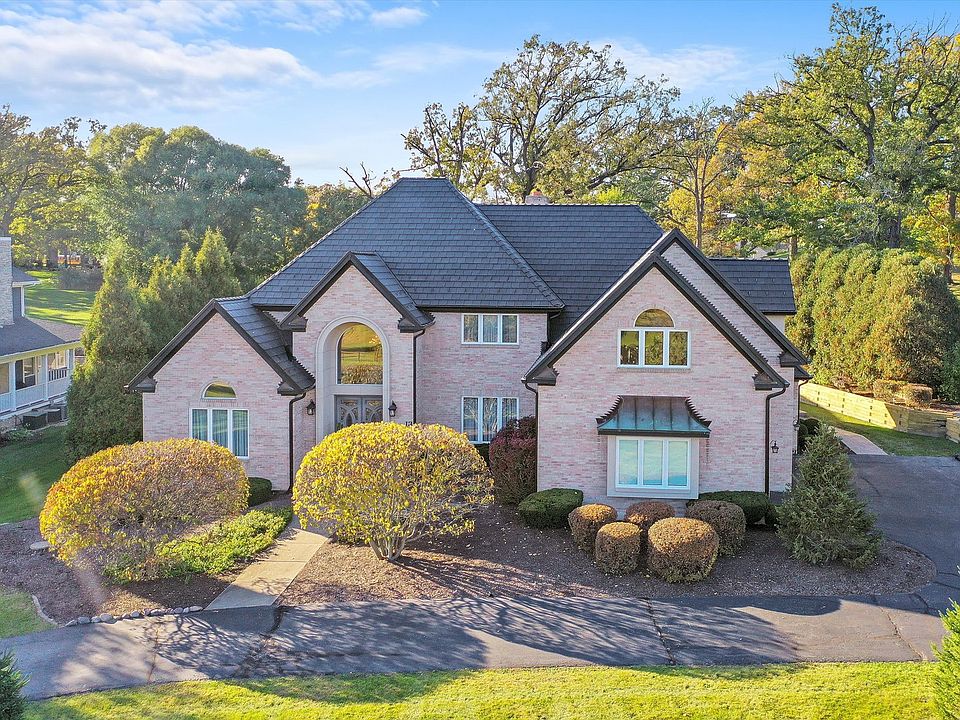 13 Equestrian Way, Lemont, IL 60439 MLS 11661564 Zillow