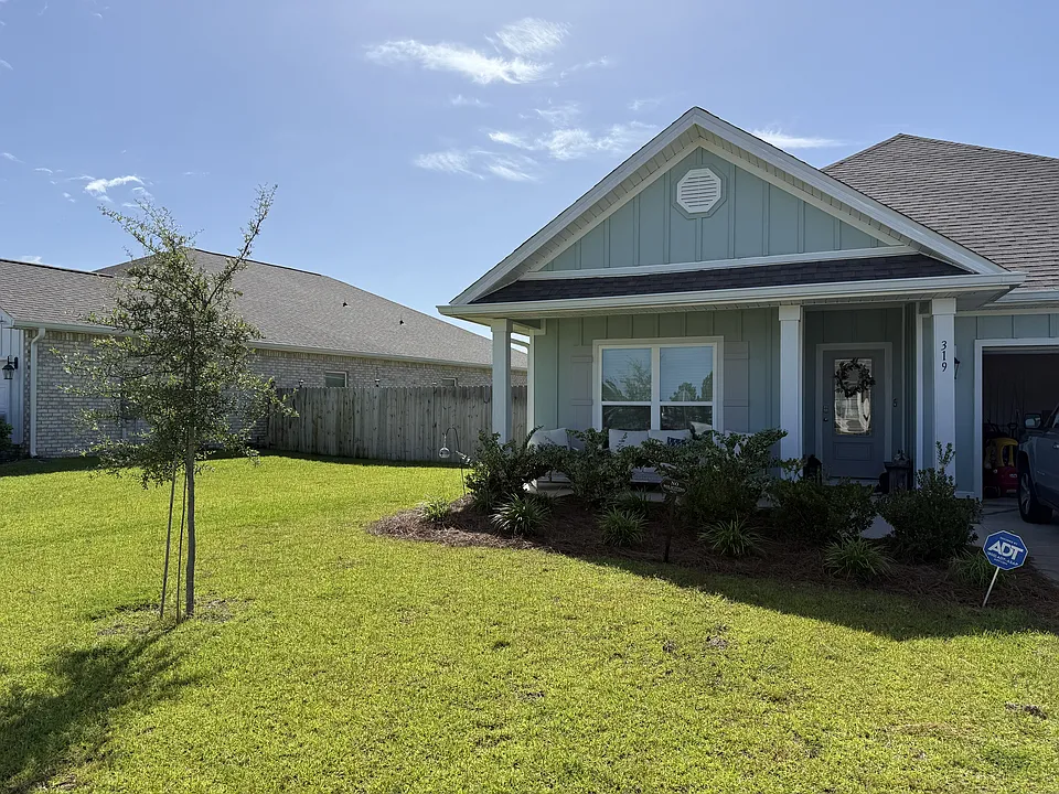 319 Gray Owl Dr